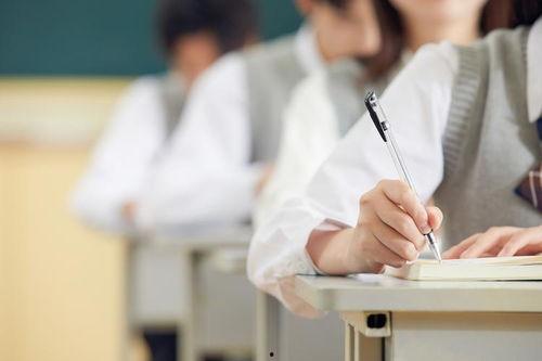 校园爆料吃瓜视频,一起围观校园爆料视频背后的故事