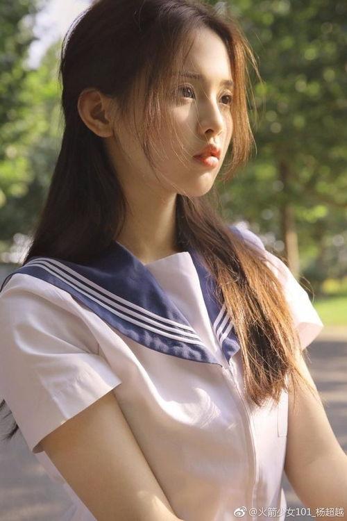 校服妹妹吃瓜爆料,揭秘校园那些不为人知的秘密