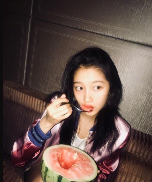 霍思燕吃瓜爆料图片,娱乐圈幕后故事引热议